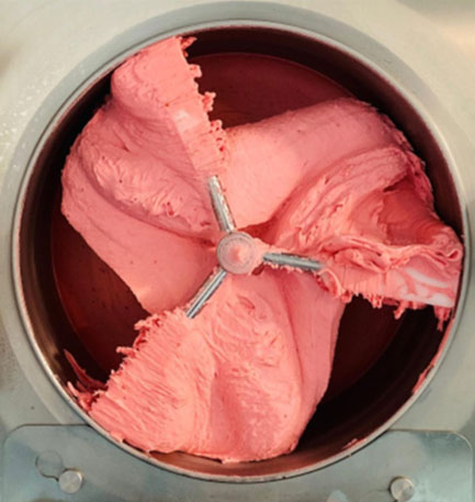 Making gelato hotsell