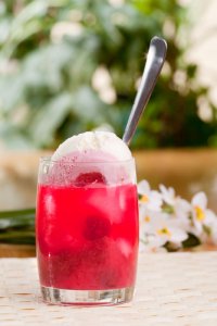 Raspberry Soda Ice Cream Float