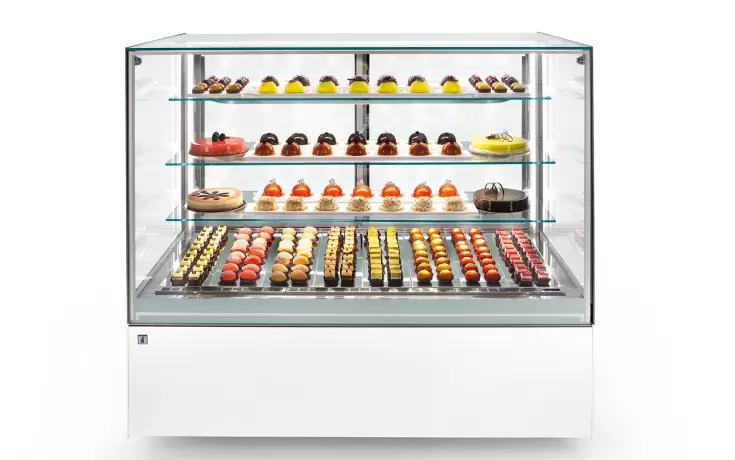 lilium-professional-refrigerated-display-cabinets-ifi (1)