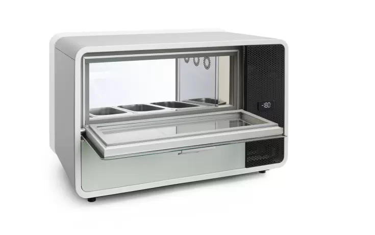 refrigerated-mini-display-case-ifi